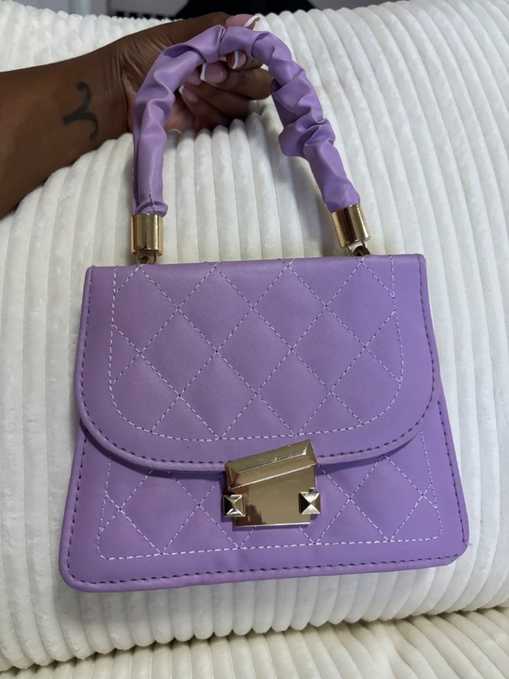 Purses - Picture 3 of 16